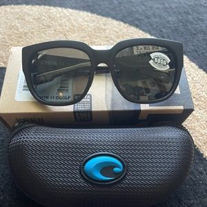 NWT Costa Waterwoman II Matte Black Gray sunglasses